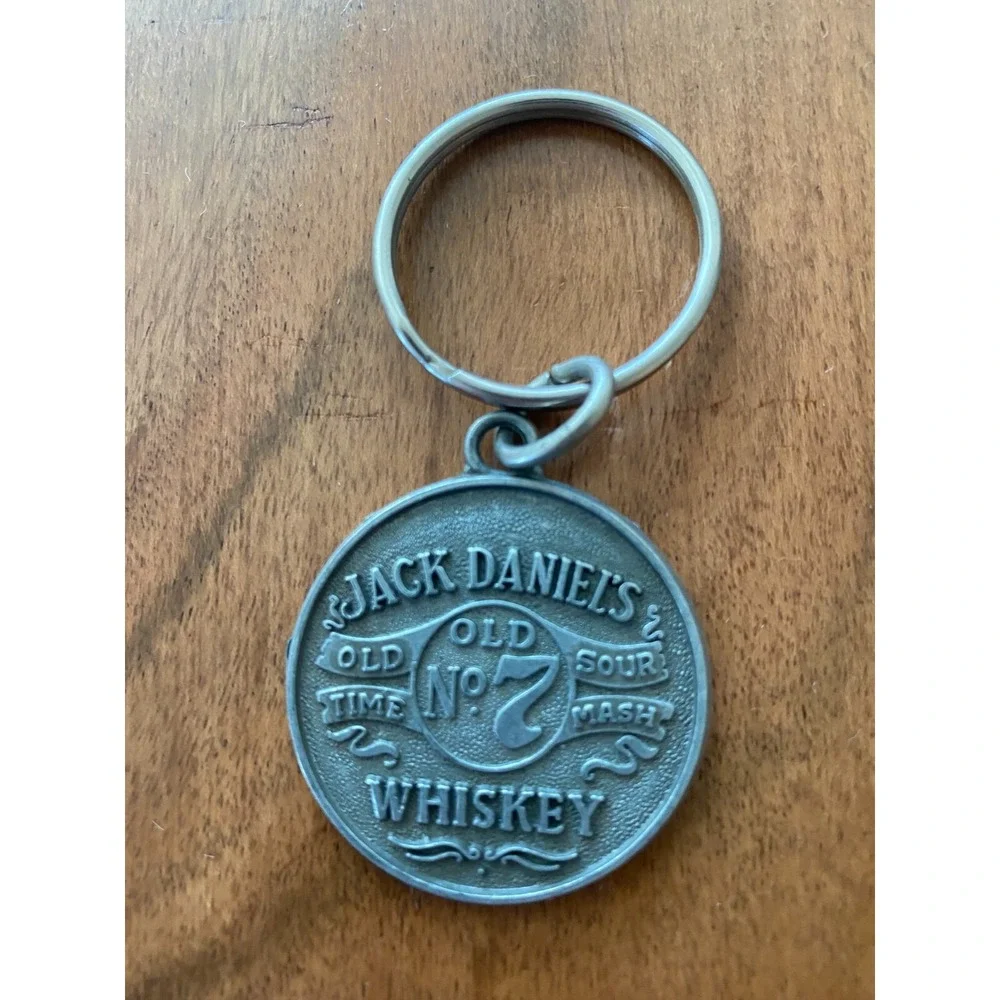 Jack Daniel's Old‎ No. 7 Whiskey Keyring Keychain Gray Pewter Liquor